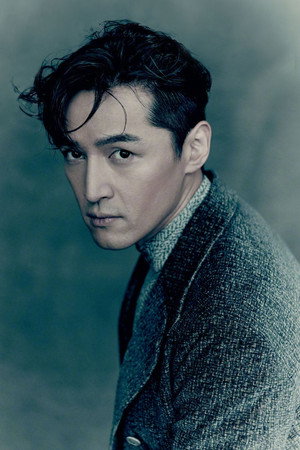 Hu Ge portrait