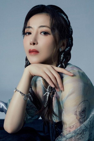 Chen Zihan portrait