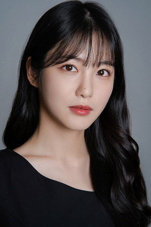 Shin Ye-eun portrait