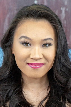 Kimmy Kimm portrait