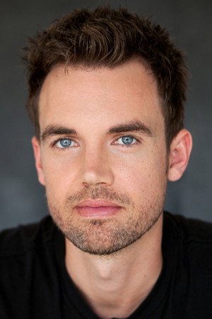 Tyler Hilton portrait