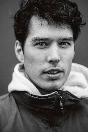 Tom Knox portrait