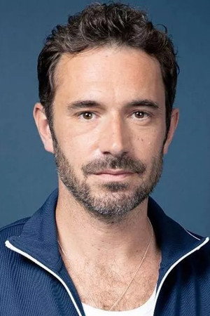 Oliver Farnworth portrait