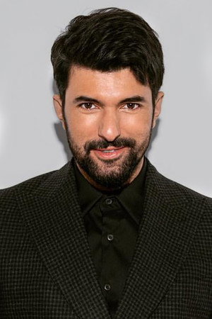 Engin Akyürek portrait