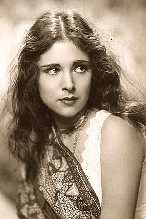 Dorothy Janis portrait