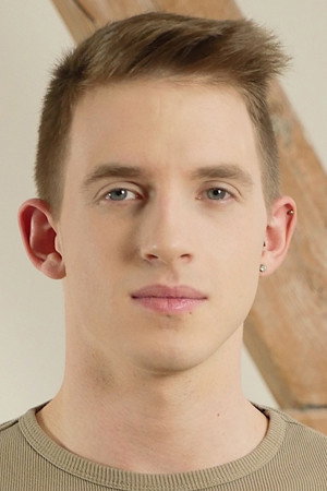 Taylor Mason portrait