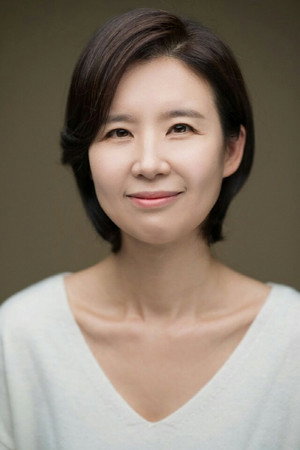 Lee Ji-hyeon portrait