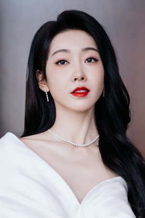 Xuan Lu portrait