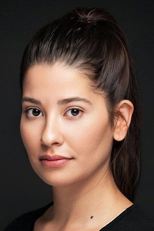 Merve Hazer portrait