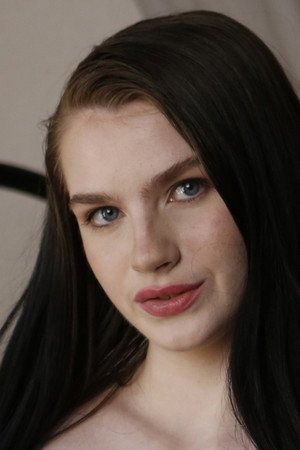 Emma Indica portrait