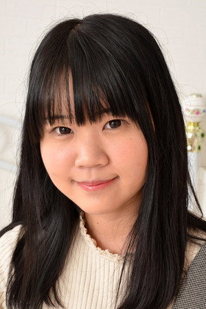 Hinata Suzumori portrait