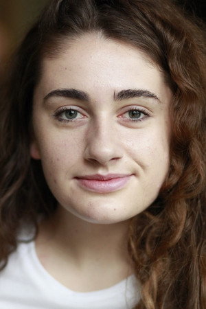Rachel Sennott portrait