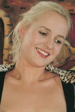 Laura Lamont portrait
