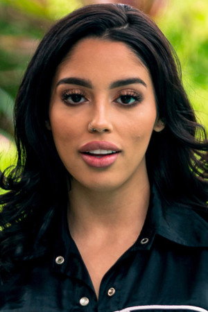 Vanessa Sky portrait