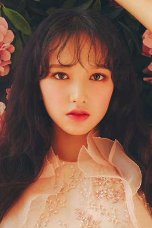 Cheng Xiao portrait