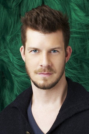 Eric Mabius portrait