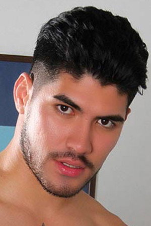 Gus Torres portrait