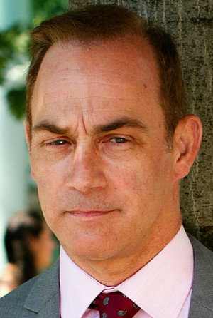 Dennis Hewitt portrait