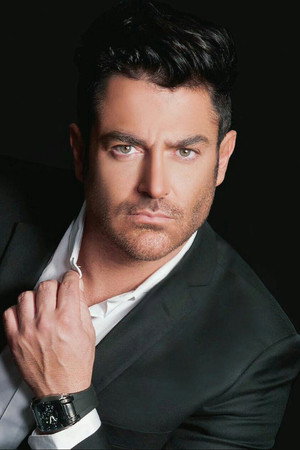 Mohammad Reza Golzar portrait