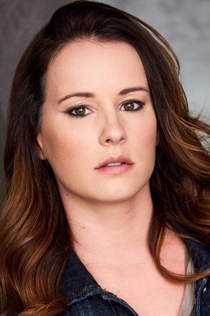 Hollie Schwarz portrait