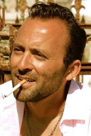 Kader Bouallaga portrait