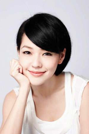 Dee Hsu portrait