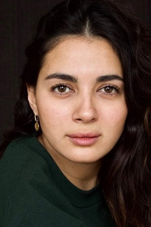 Mounia Zahzam portrait