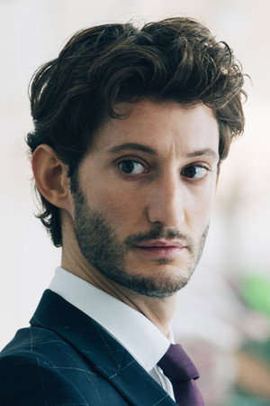 Pierre Niney portrait