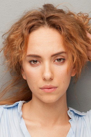 Duygu Sarışın portrait