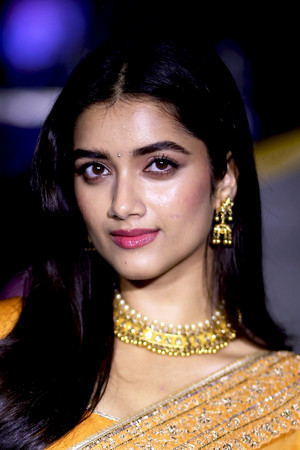 Bhagyashri Borse portrait