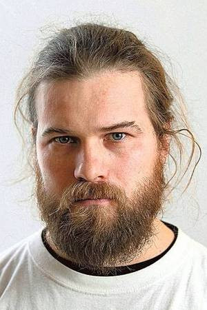 Unto Helo portrait