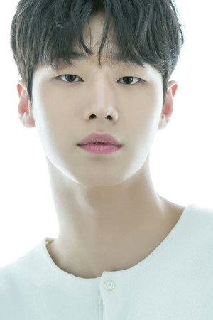 Kim Taek portrait
