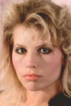 Shelly Lyons portrait