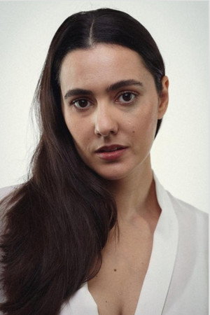 Vanessa Almeida portrait