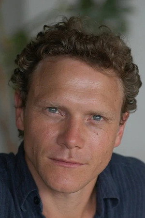 Oscar Pearce portrait
