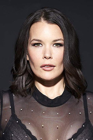 Michelle Shaughnessy portrait