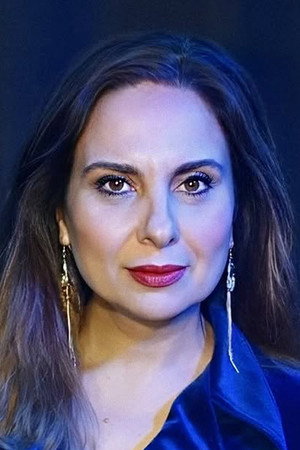 Goncagül Sunar portrait