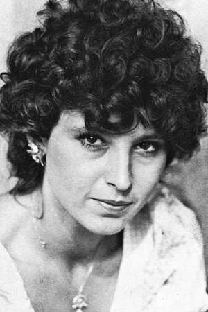 Lina Polito portrait