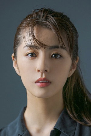 Yurina Yanagi portrait