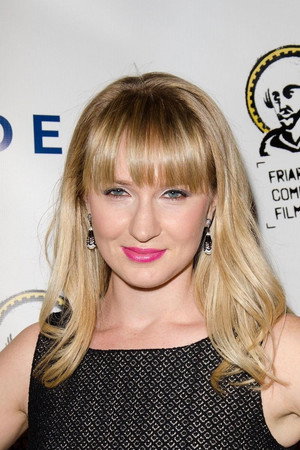 Halley Feiffer portrait