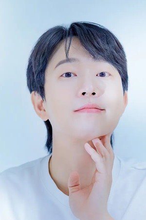 Shin Beom-sik portrait