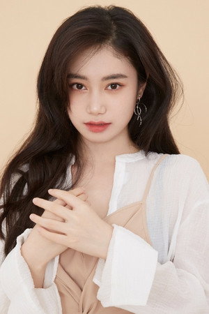 Ni Kexin portrait