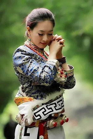Nyima Sungsung portrait