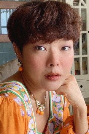 Kanyarat Tiyapornchai portrait