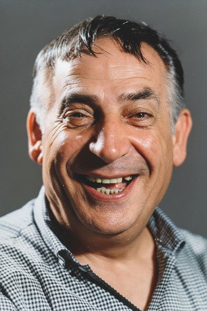 Avni Dilligil portrait