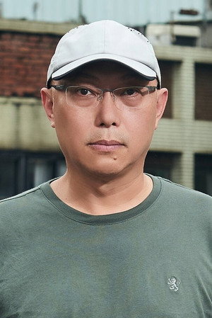 Danny Deng portrait
