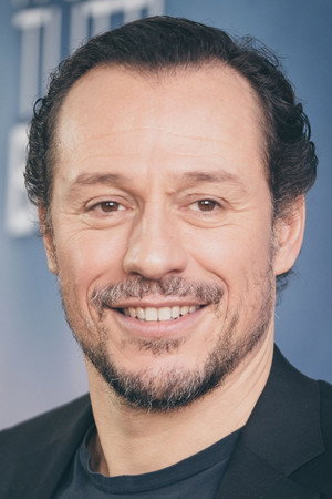 Stefano Accorsi portrait