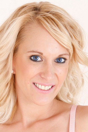Erin Moore portrait