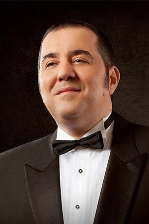 Ata Demirer portrait