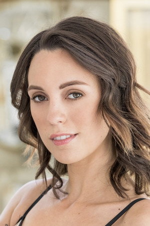 Jade Nile portrait